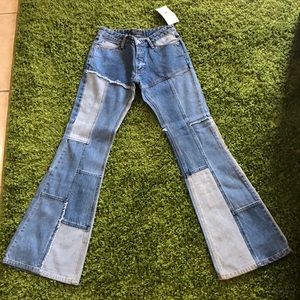 FIRST LINE PATCH JEANS